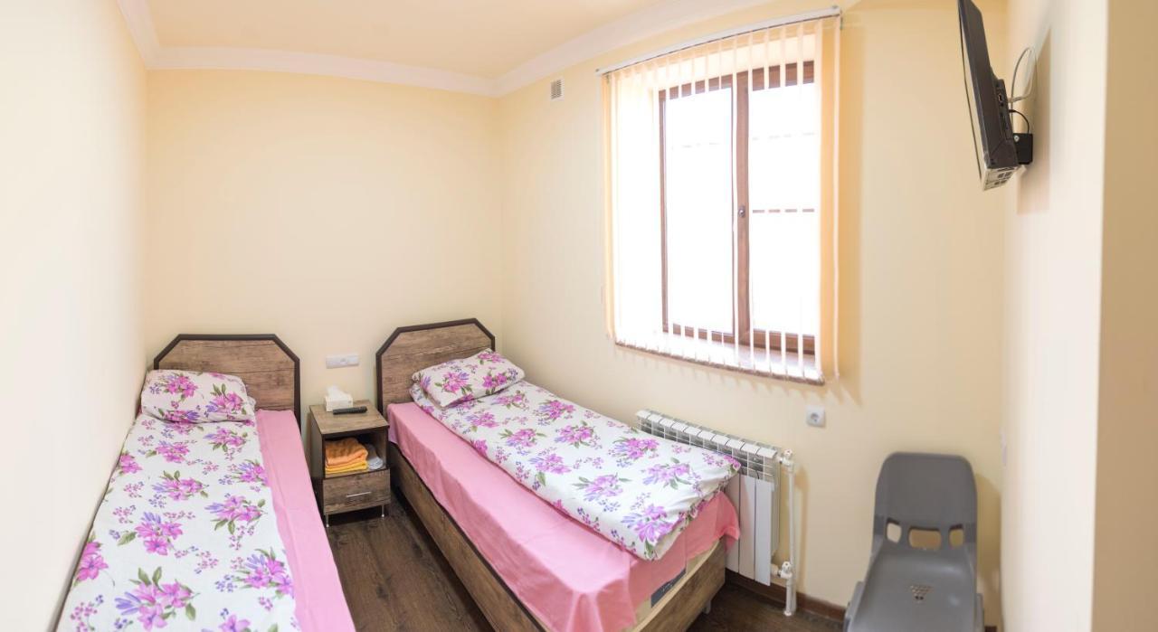 Hotel Amaras Jerevan Kamer foto